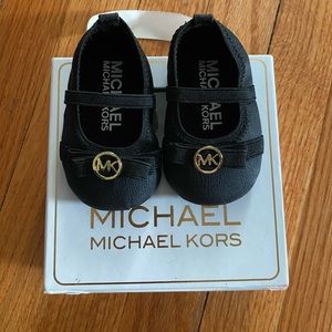 Michael Kora black baby flat